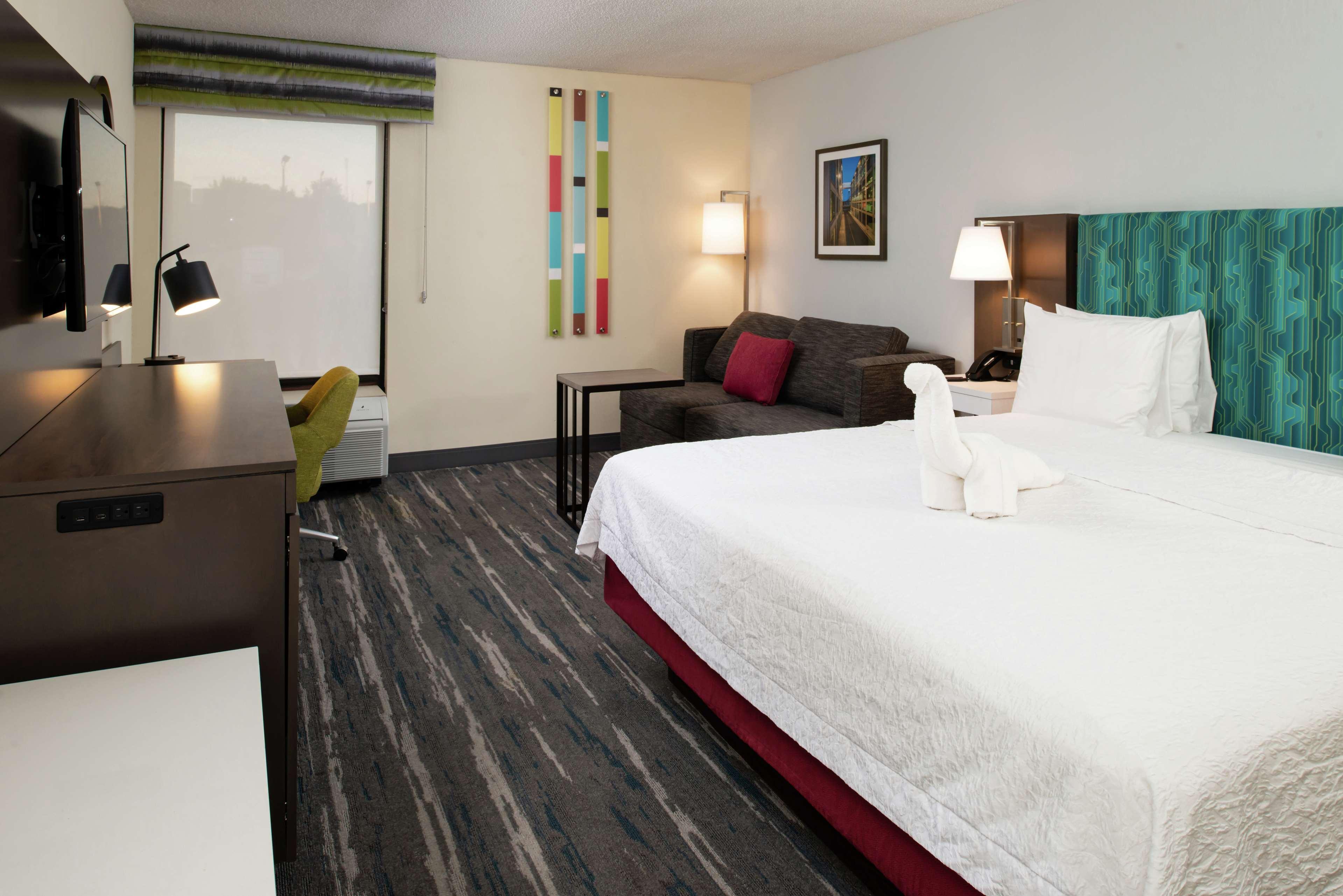 Hampton Inn Greensboro Airport מראה חיצוני תמונה