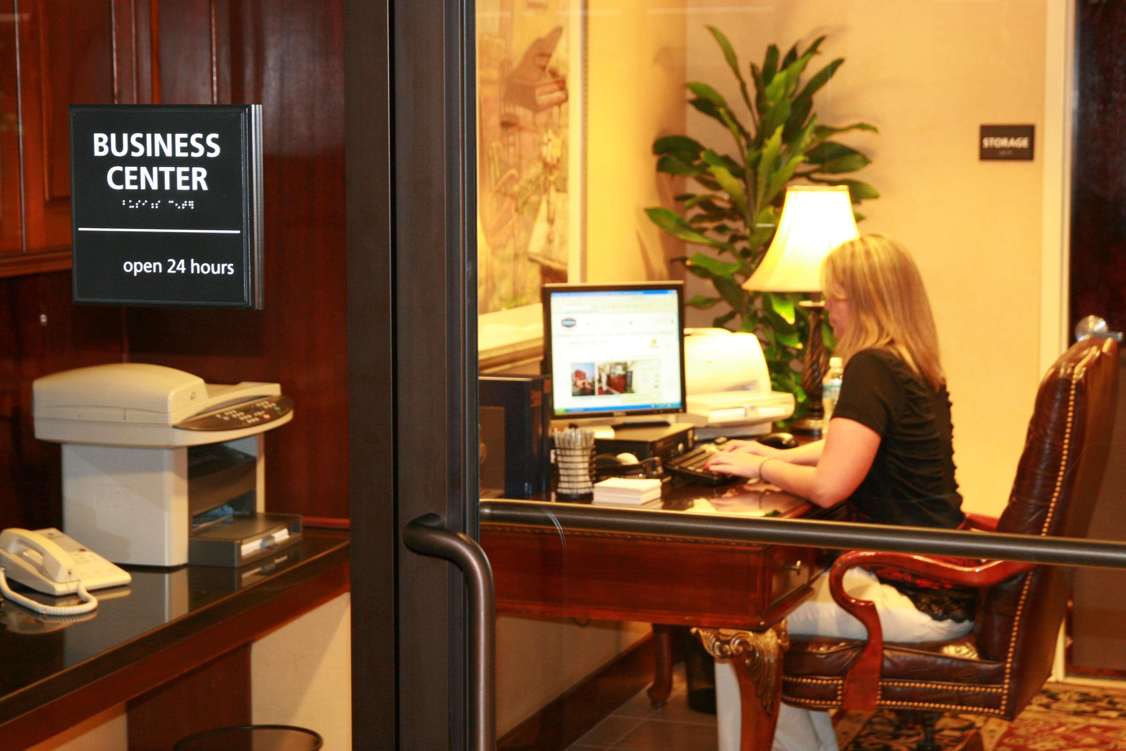 Hampton Inn Greensboro Airport מראה פנימי תמונה
