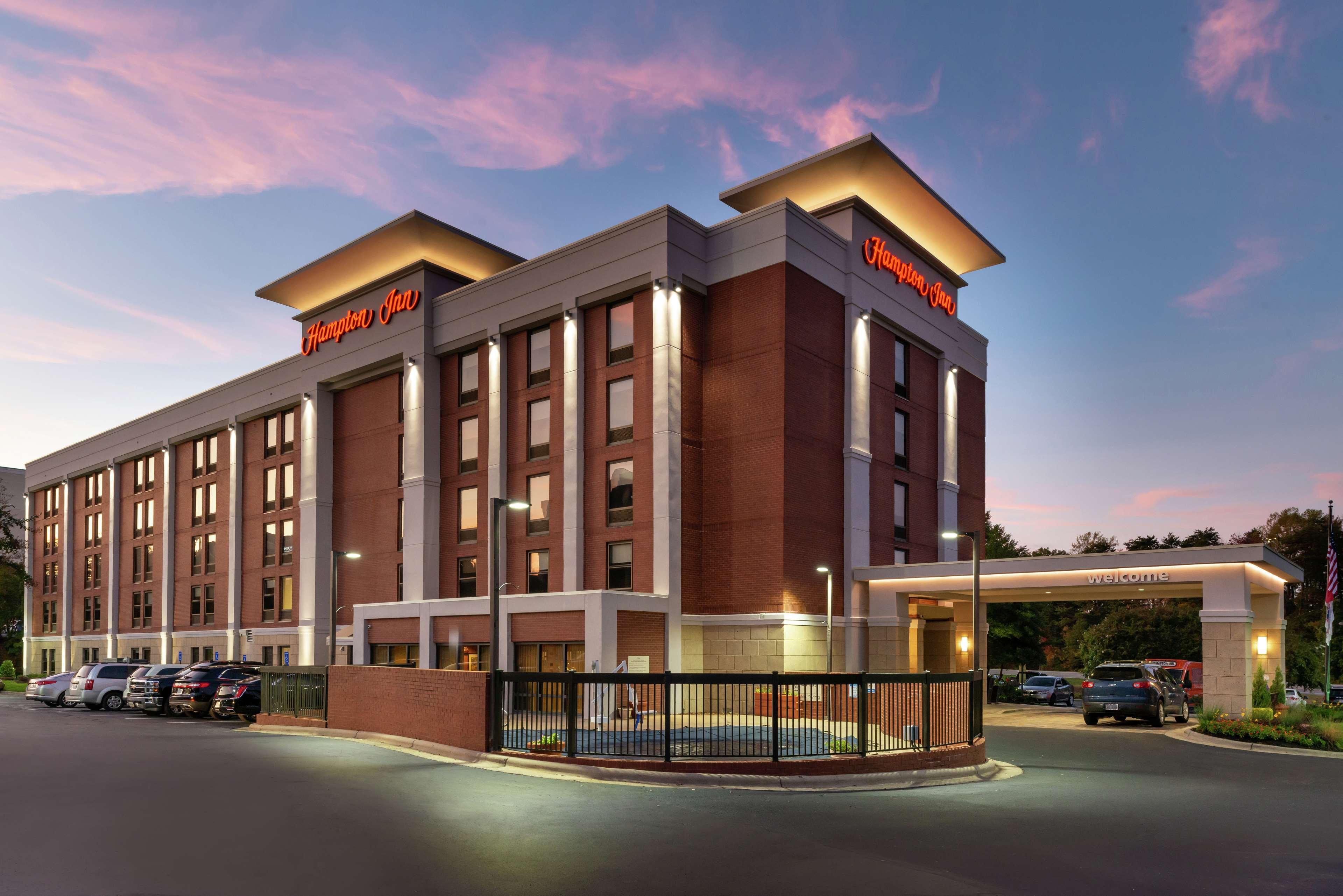 Hampton Inn Greensboro Airport מראה חיצוני תמונה