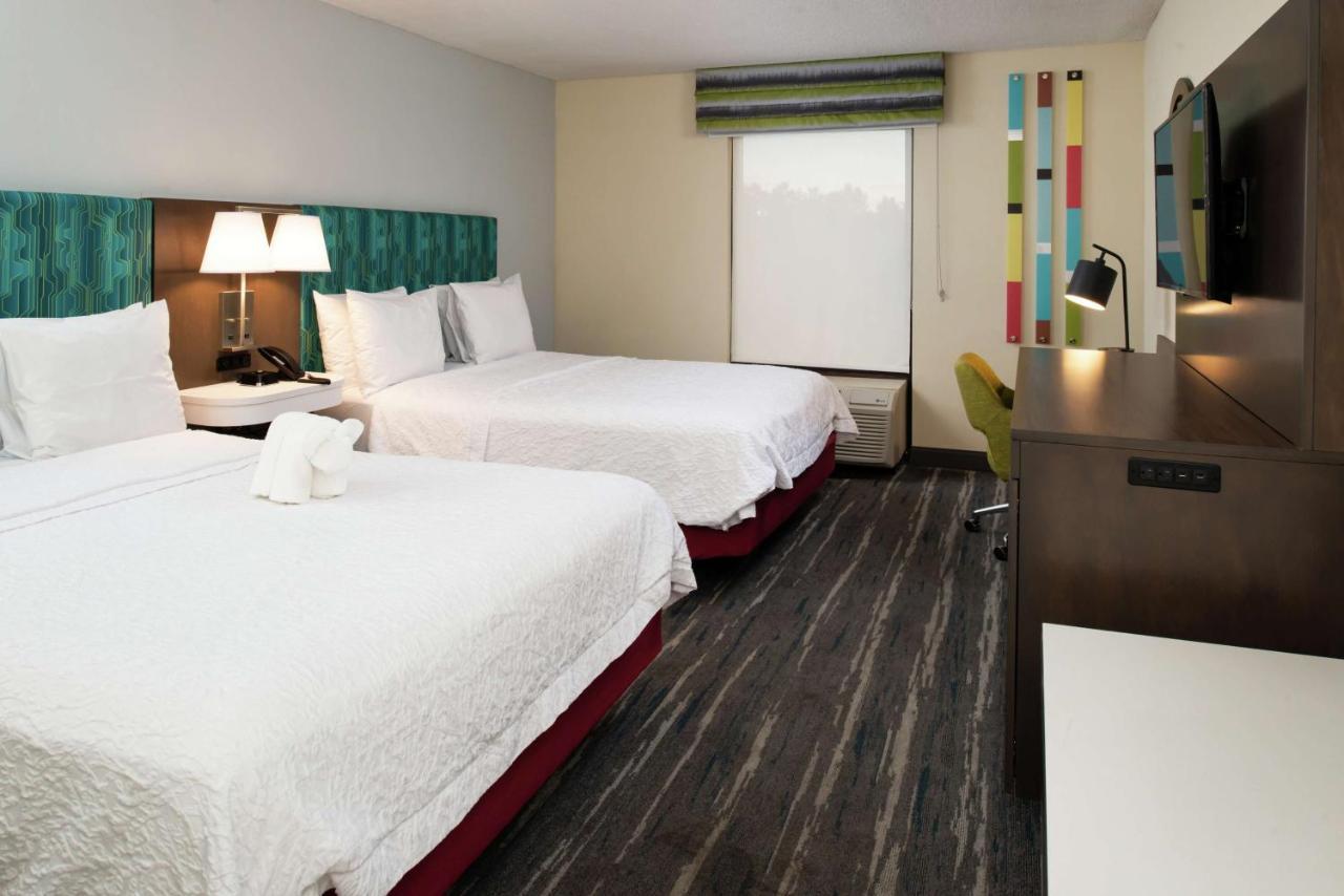 Hampton Inn Greensboro Airport מראה חיצוני תמונה